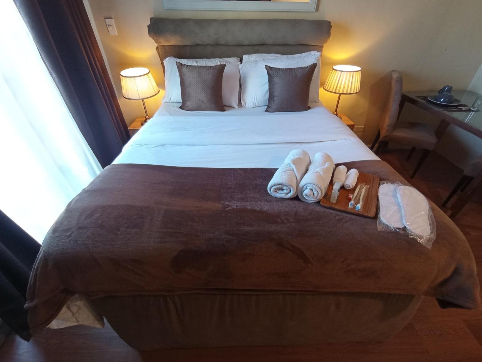The Staycation - Serviced Rooms Manila Room photo