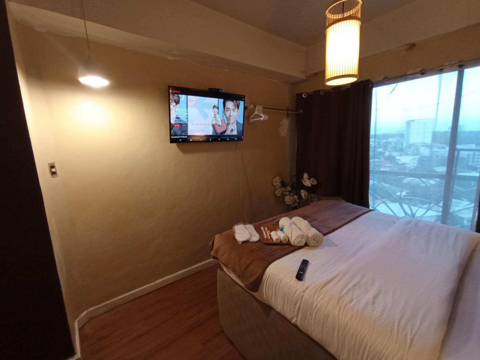 The Staycation - Serviced Rooms Manila Room photo